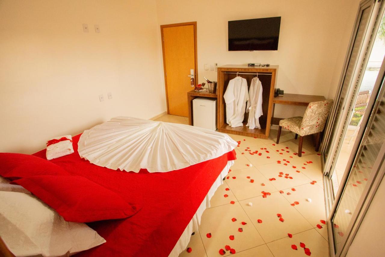 Hotel Carlton Plaza Torre Araxa